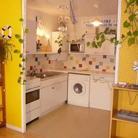 Les Comptoirs Apartment Saint-Malo Room photo